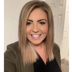 Meet your Posher, Niki